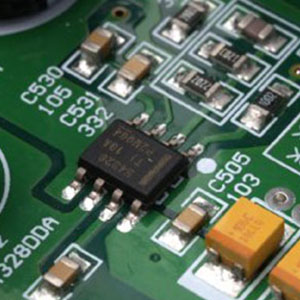 深圳三星貼片電容代理商：電腦主板上貼片電容大小怎么看？